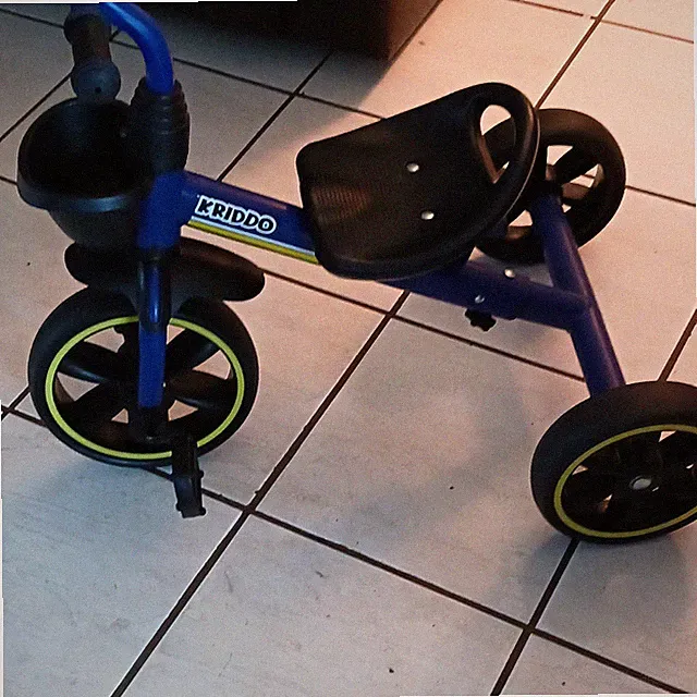 KRIDDO Kids Tricycle 3-Wheel Ride-On Pedal Bike Blue w/ Front Basket